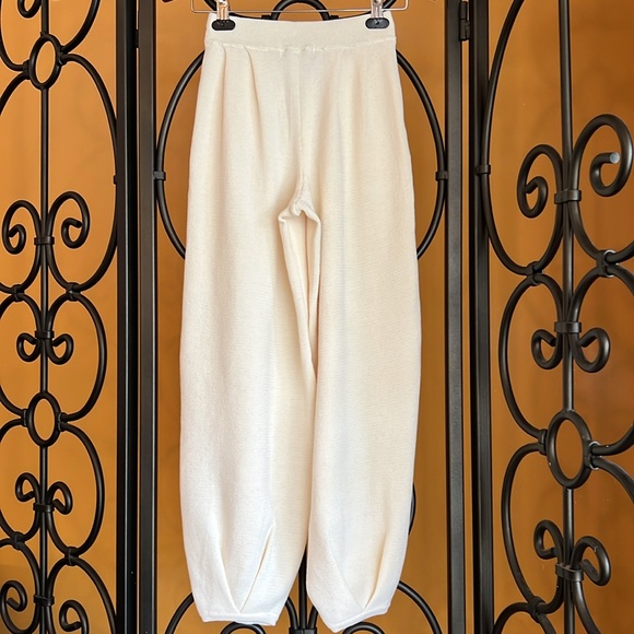 FREE PEOPLE Free-est Freya Short Sleeve
Sweater & Pants Set - Picture 8 of 17